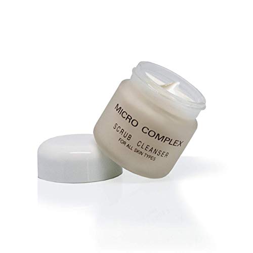 Dinur kozmetika Bitni paket sastoji se od krema za oči činčila i grla za kožu, piling krema, mikro kompleks čišćenja i blues ulje